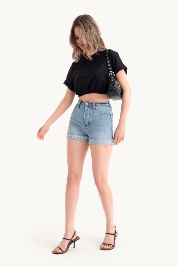 Round Neck Basic T-shirt 4