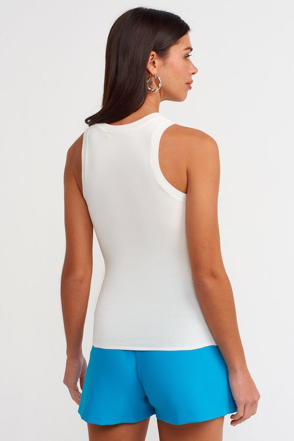 Crew Neck Basic Tank top 2