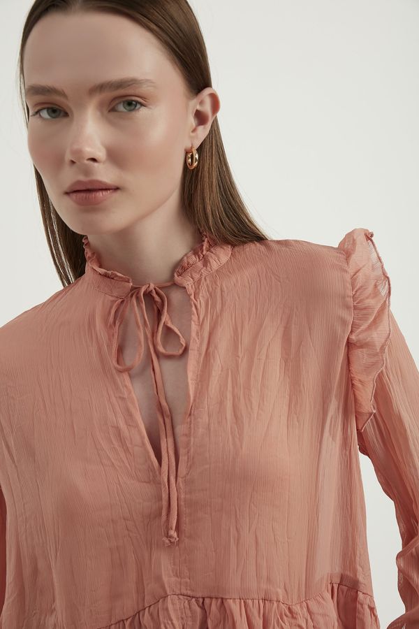 Solid Chiffon Choker Tie Blouse 6