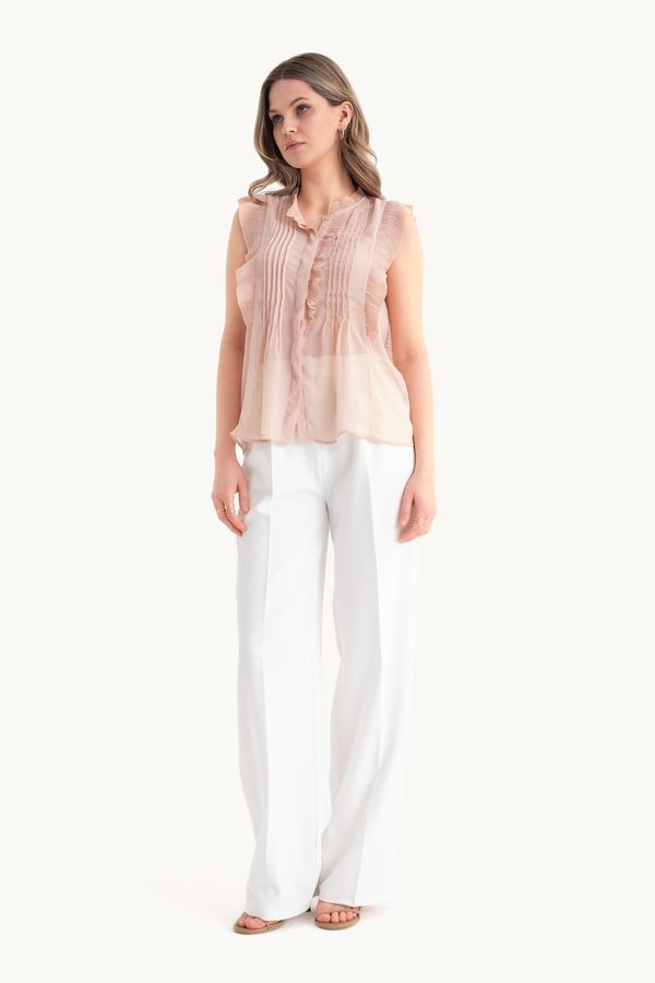 Round Neck Ruffle Textured Sleeveless Vintage Blouse with Button 4
