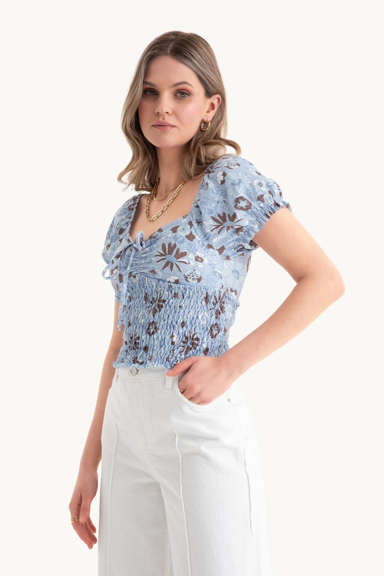 Floral Sweetheart Neck Smocked Top with a Puff Sleeve