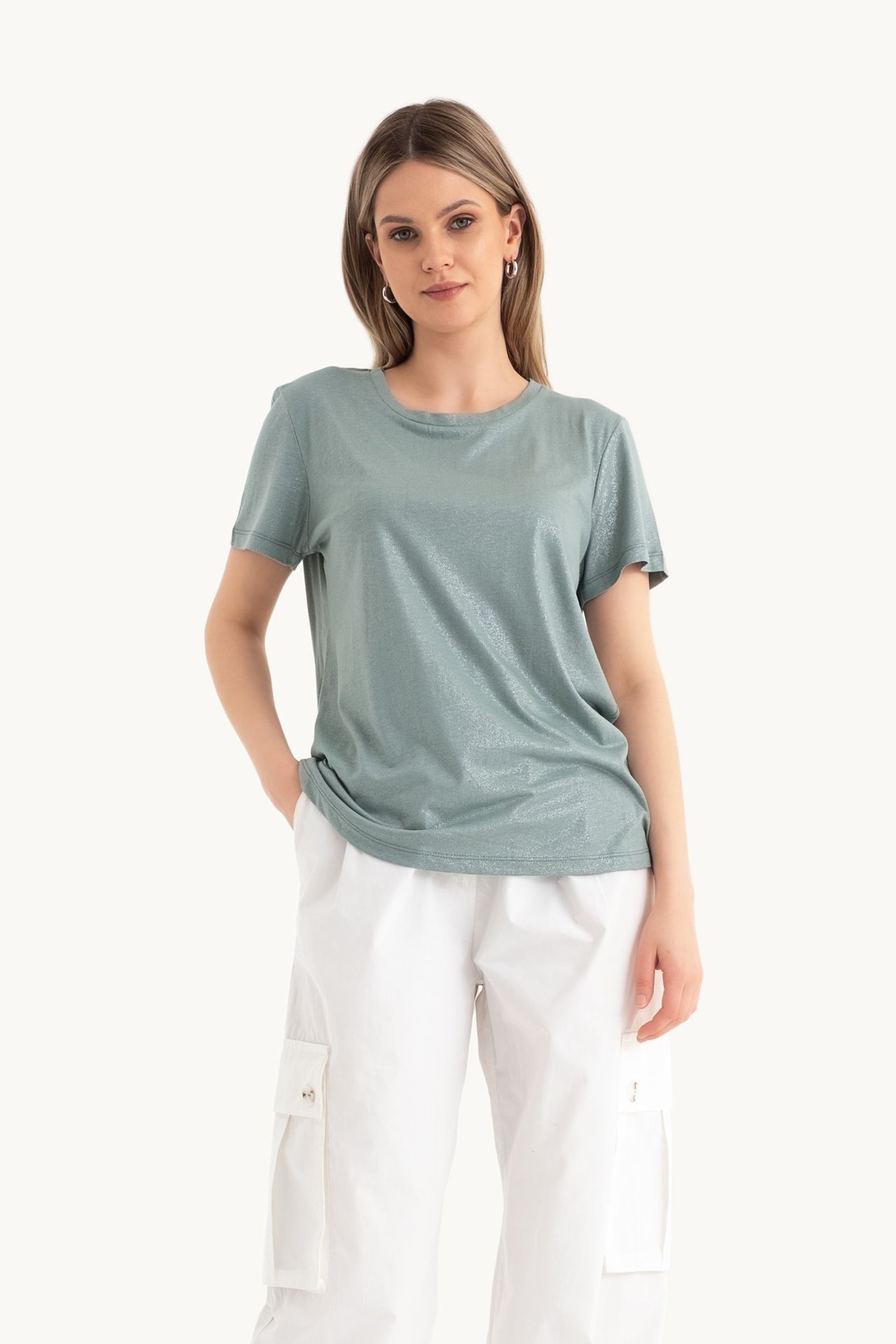 Round Neck Basic T-shirt