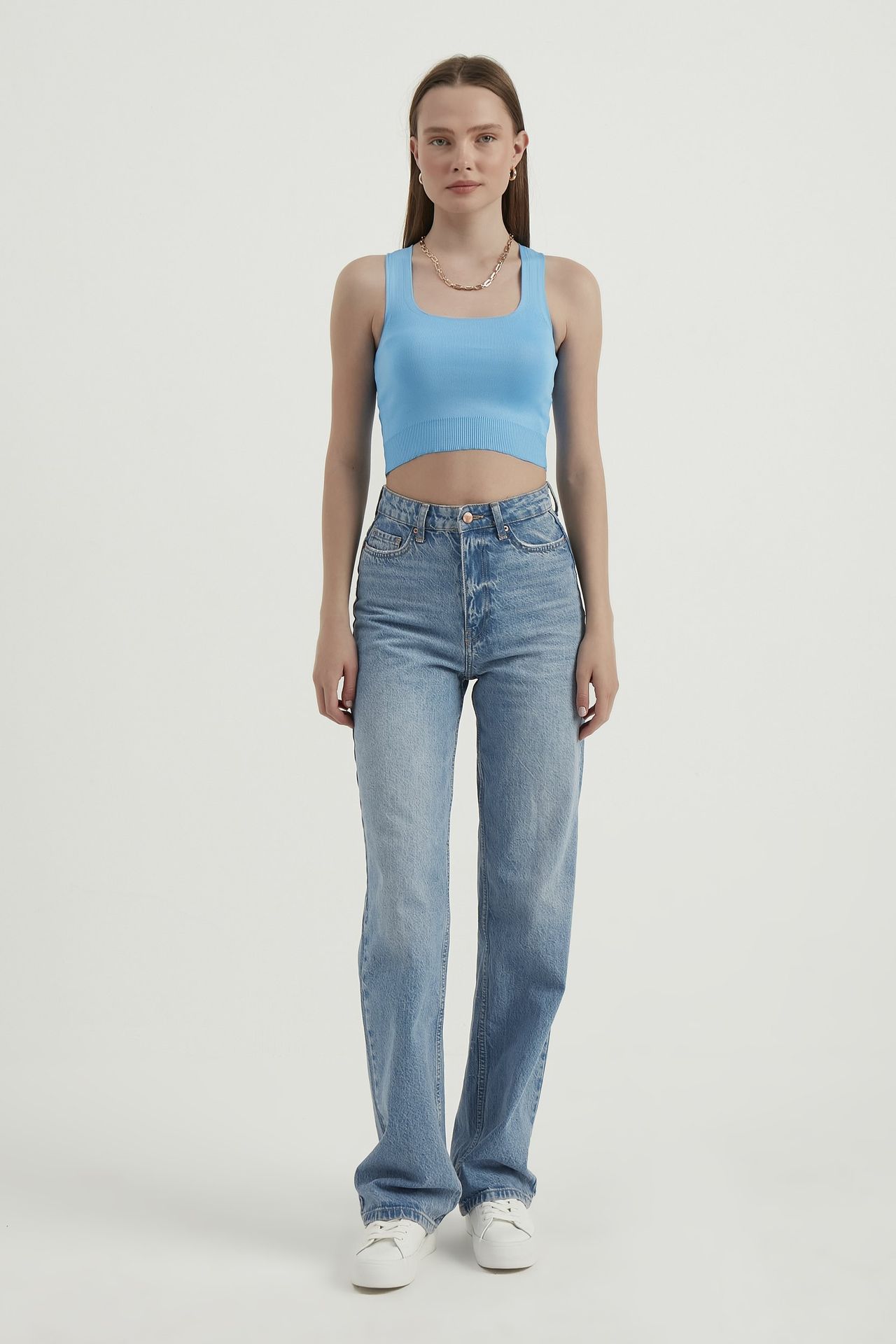 Woven Square Neck Sleeveless Basic Crop top