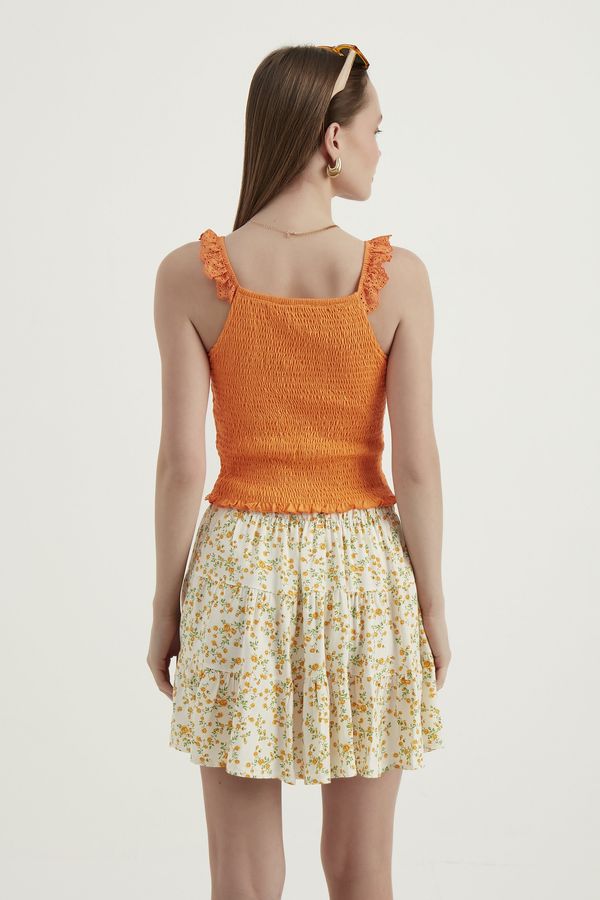 V Neck Smocked Cropped Top 4