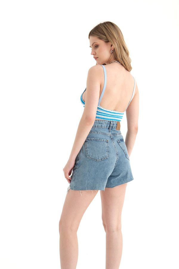Striped V Neck Knitted Crochet Crop Top 3