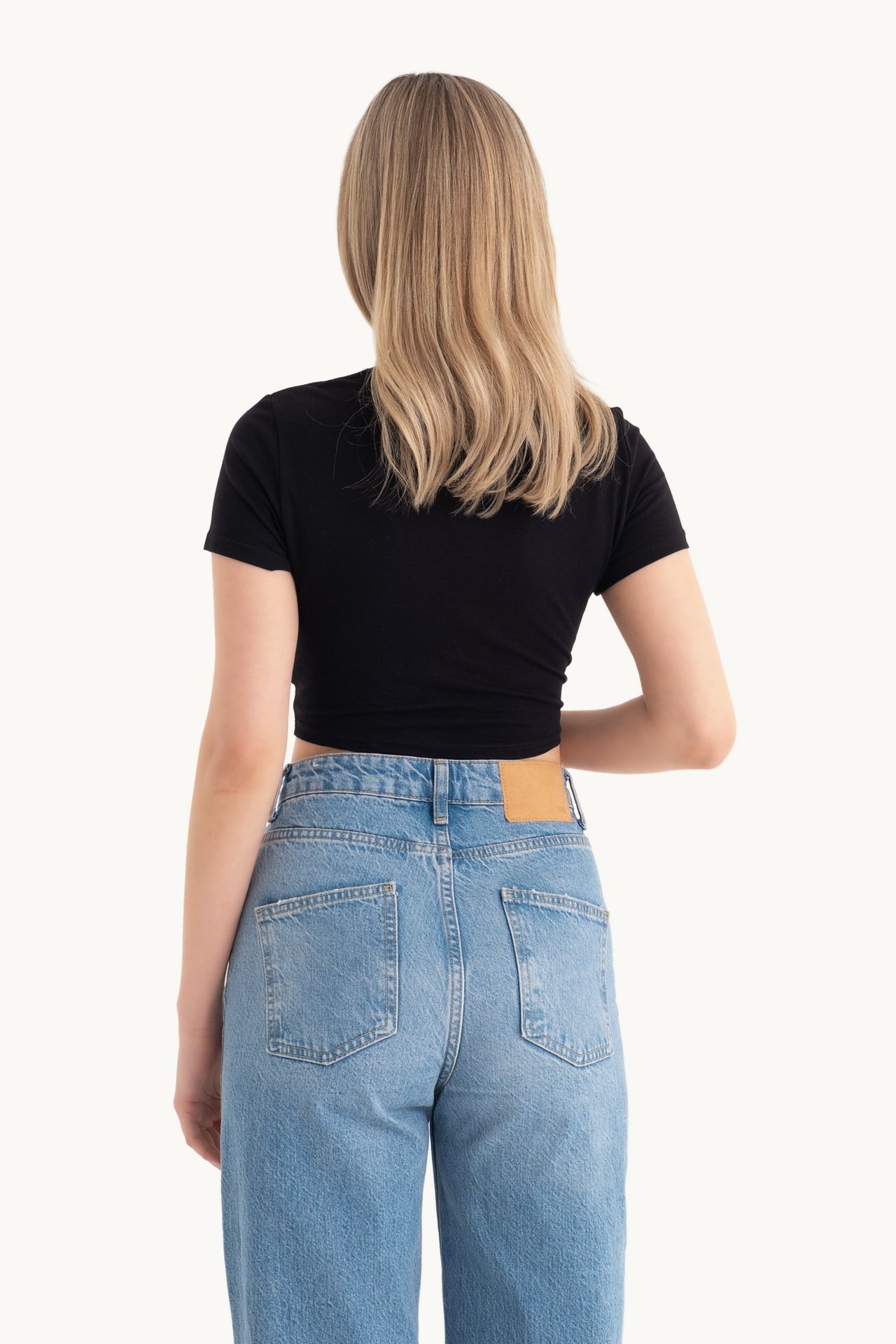 Deep V Neck Knot Front Cap Sleeve Crop Top