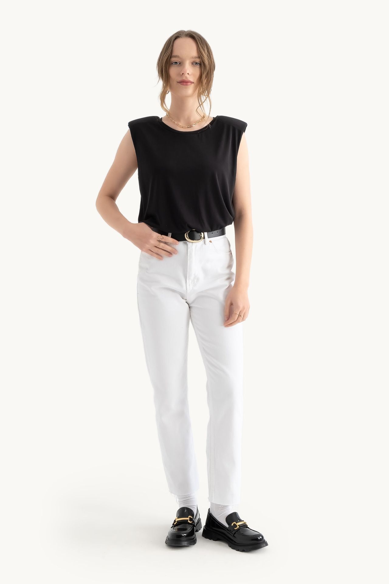 Round Neck Raw Edge Sleeveless Tank Top