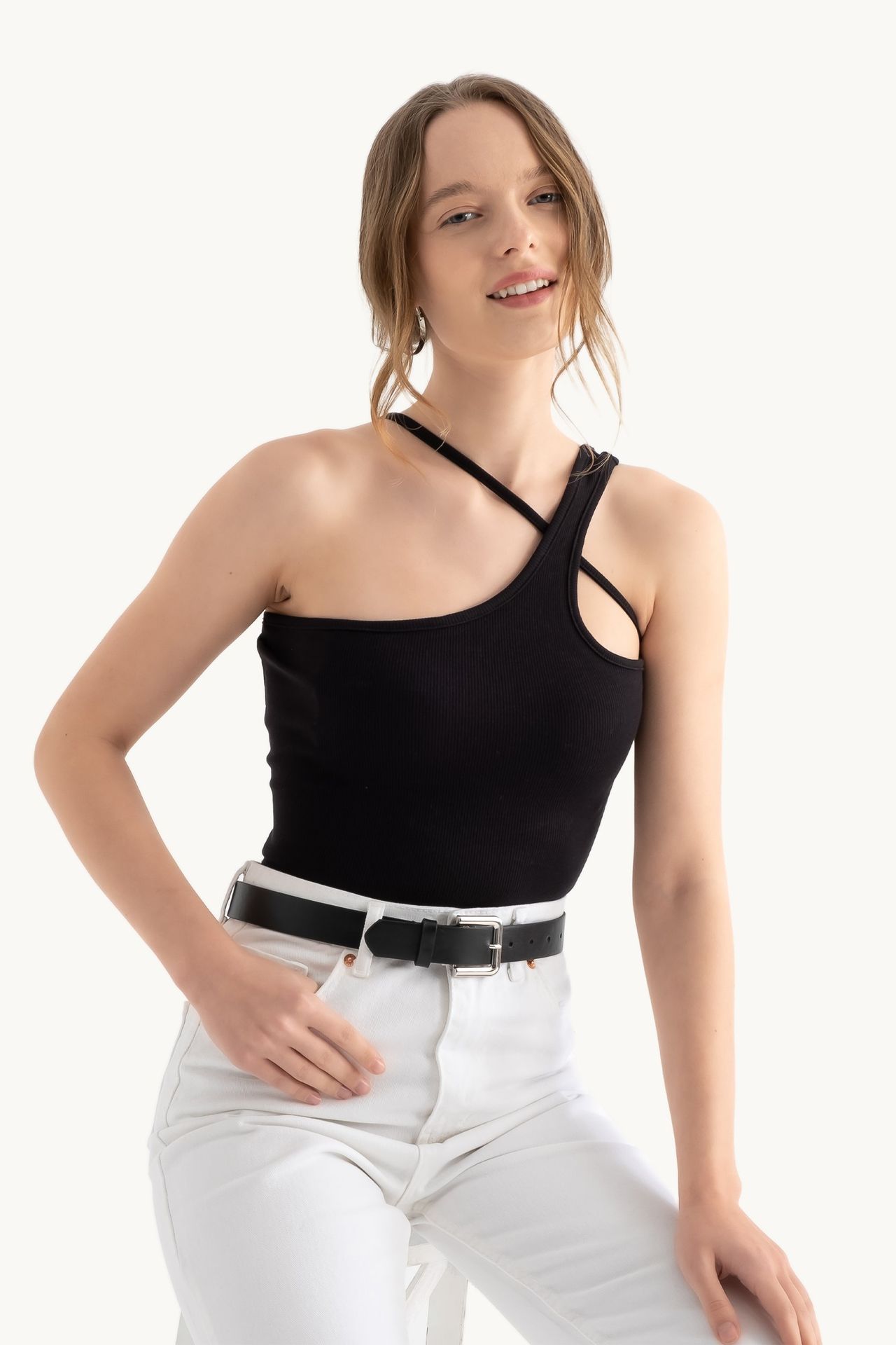 One Shoulder Sleeveless Basic Crop Top