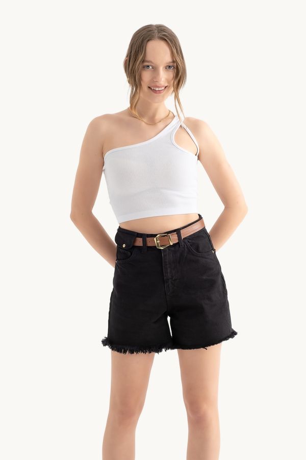 One Shoulder Sleeveless Basic Crop Top 1