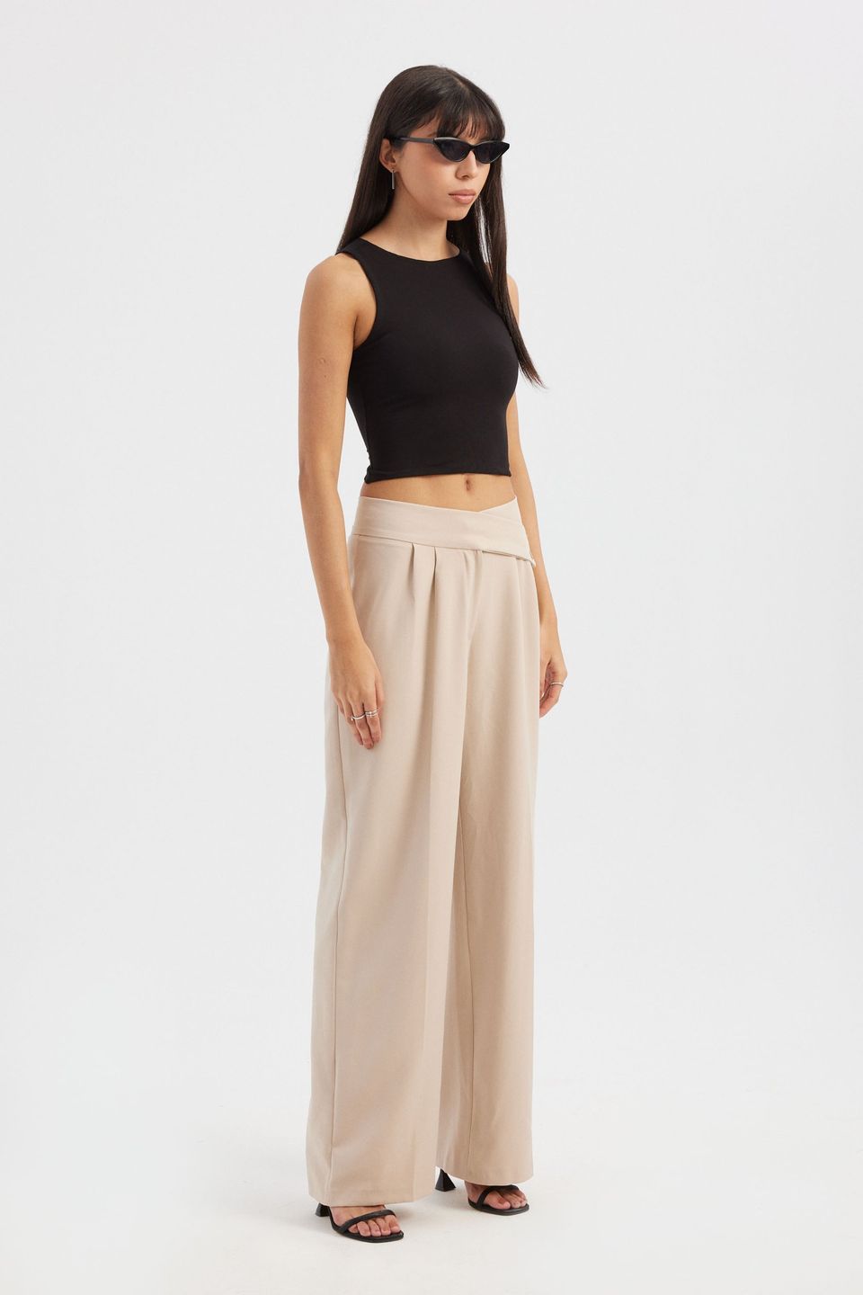 Round Neck Basic Tank Top