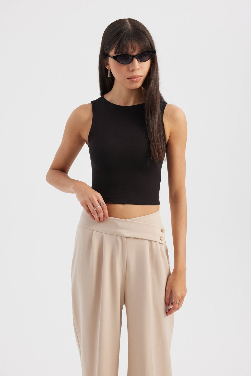 Round Neck Basic Tank Top