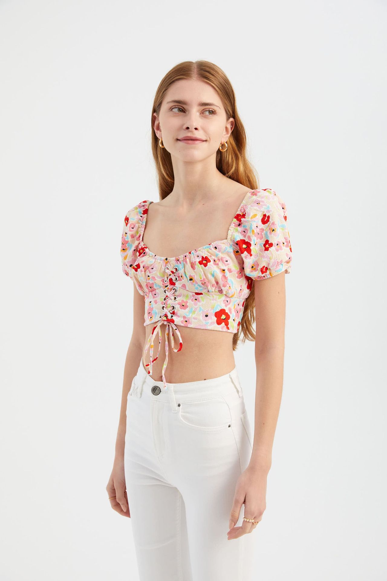 Floral Sweetheart Neck Crop Top with a Puff Sleeve