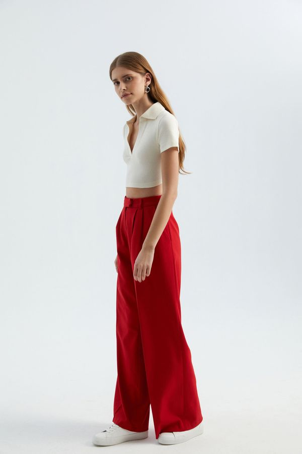 V Yakalı Polo Crop Top 2