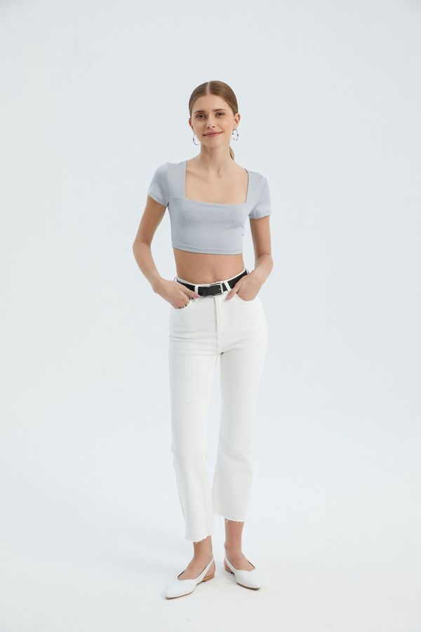 Square Neck Basic Crop Top 1