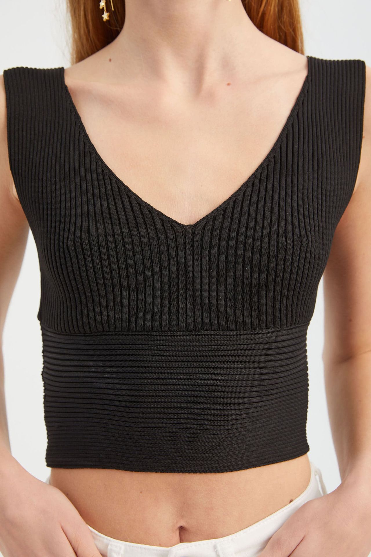 V Neck Knitted Ribbed Crop Top