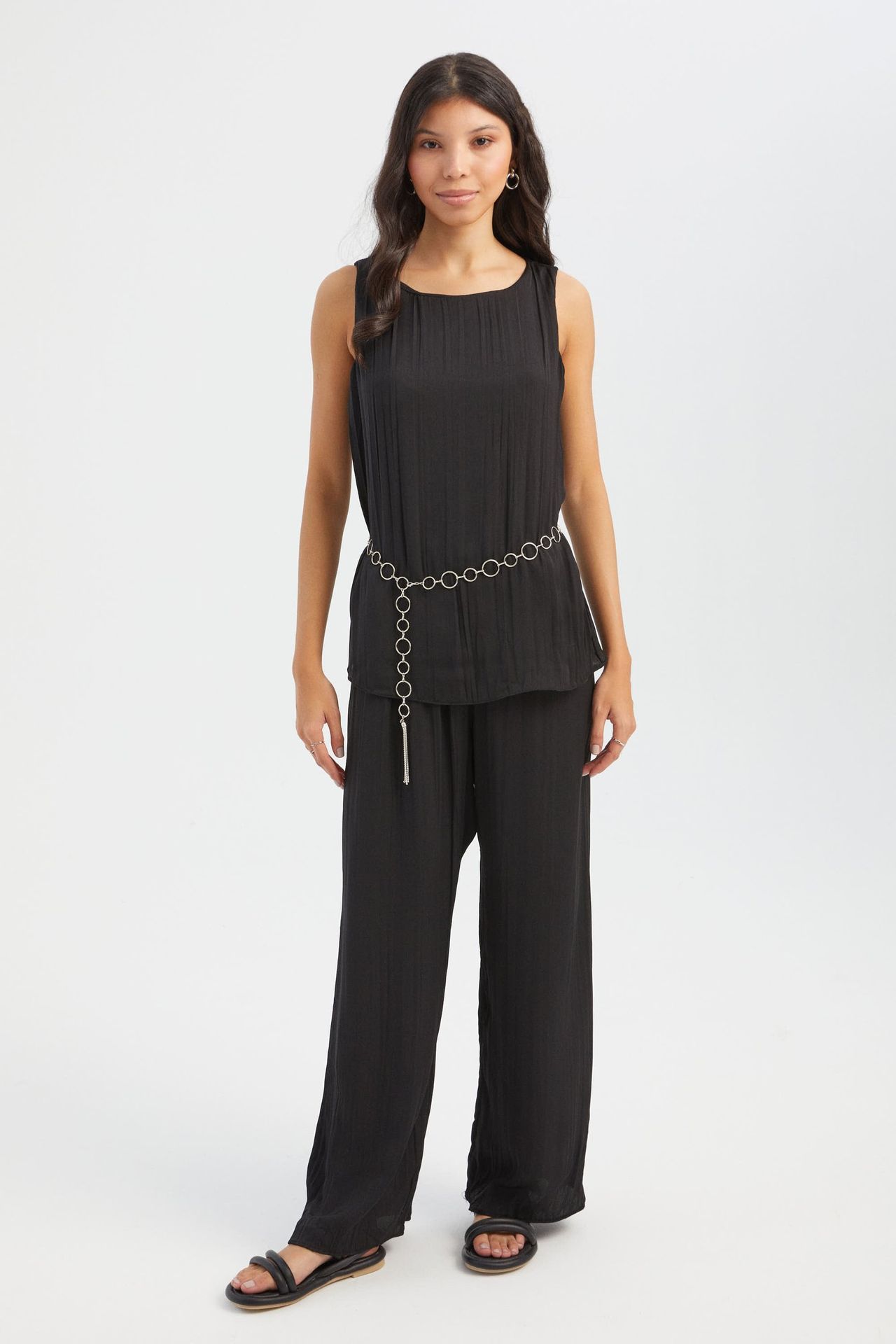 Round Neck Plisse Blouse with a Belt Detail