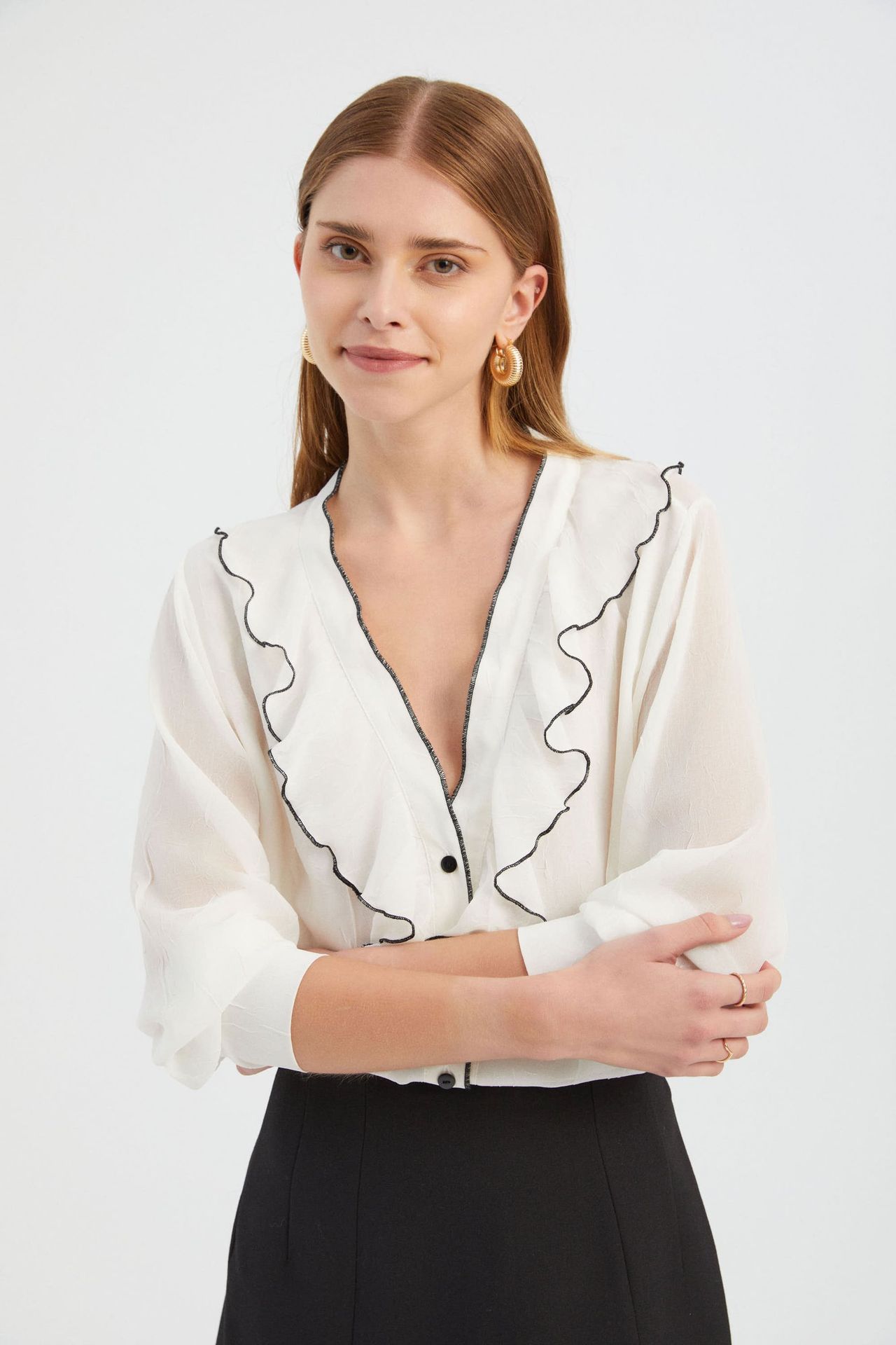 V Neck Ruffled Buttoned Blouse