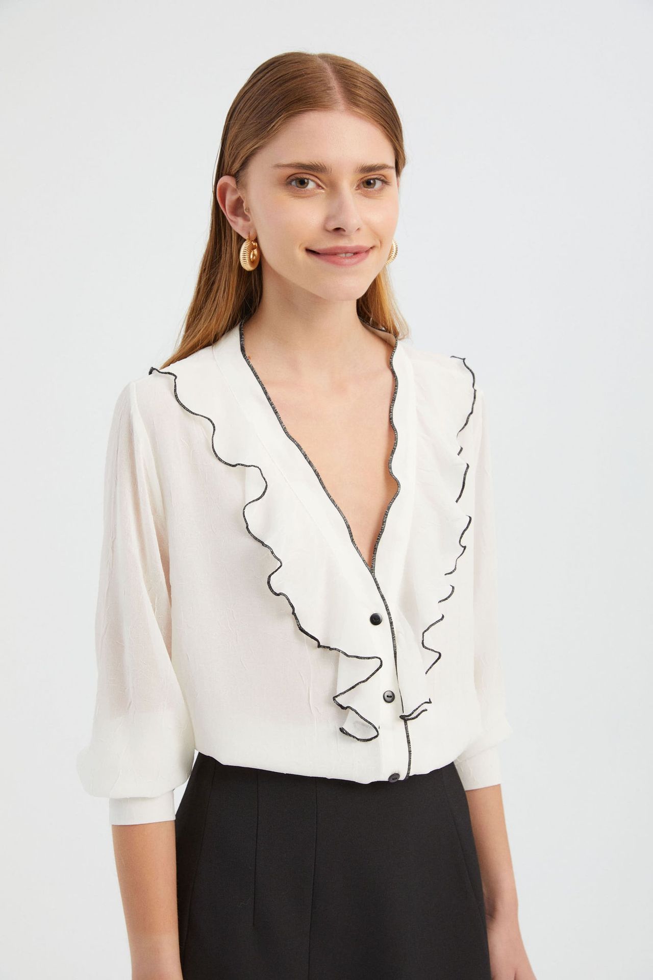 V Neck Ruffled Buttoned Blouse