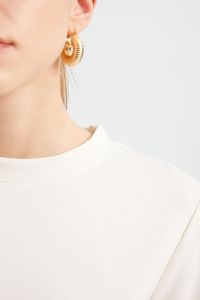 white-image-4