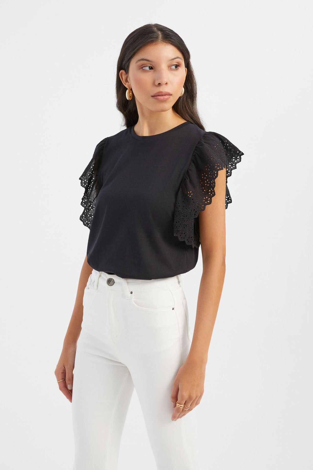Round Neck Blouse with a Sleeve Detail