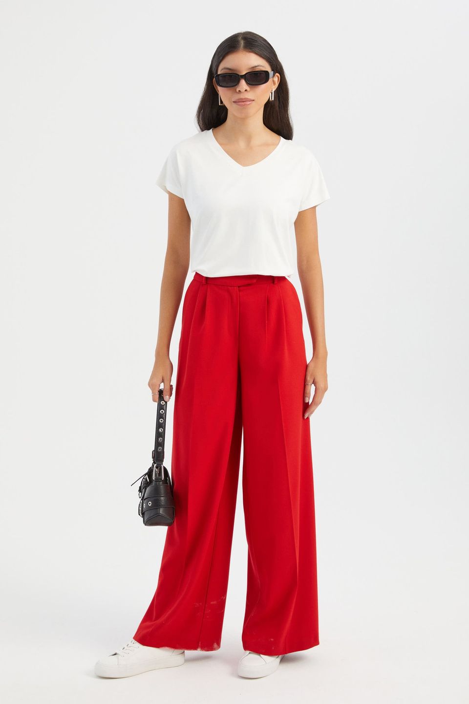 Scoop Neck Relaxed T-shirt