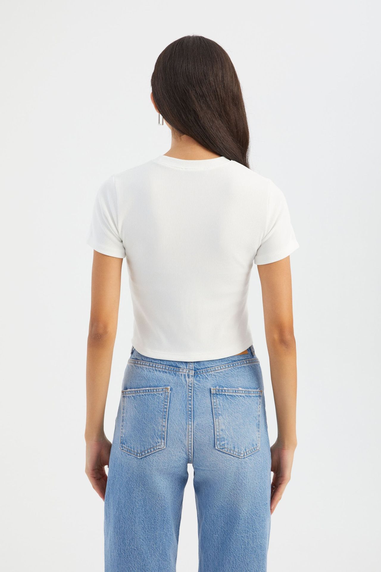Crew Neck Studded T-shirt