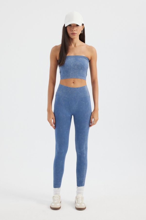 Acid Washed Strapless Ribbed Crop Top 1