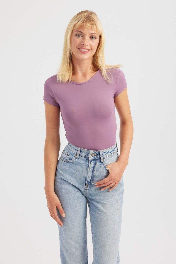 Yuvarlak Yaka Çapraz Arka Kısa Kollu Crop Top 4