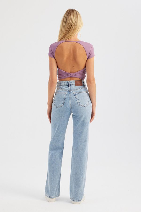 Yuvarlak Yaka Çapraz Arka Kısa Kollu Crop Top 5