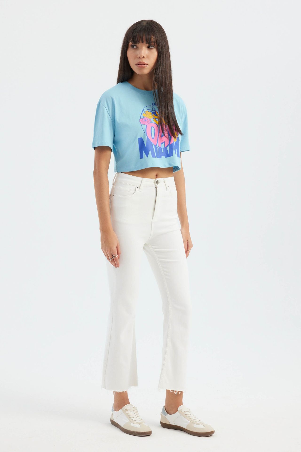 Graphic Cropped T-shirt