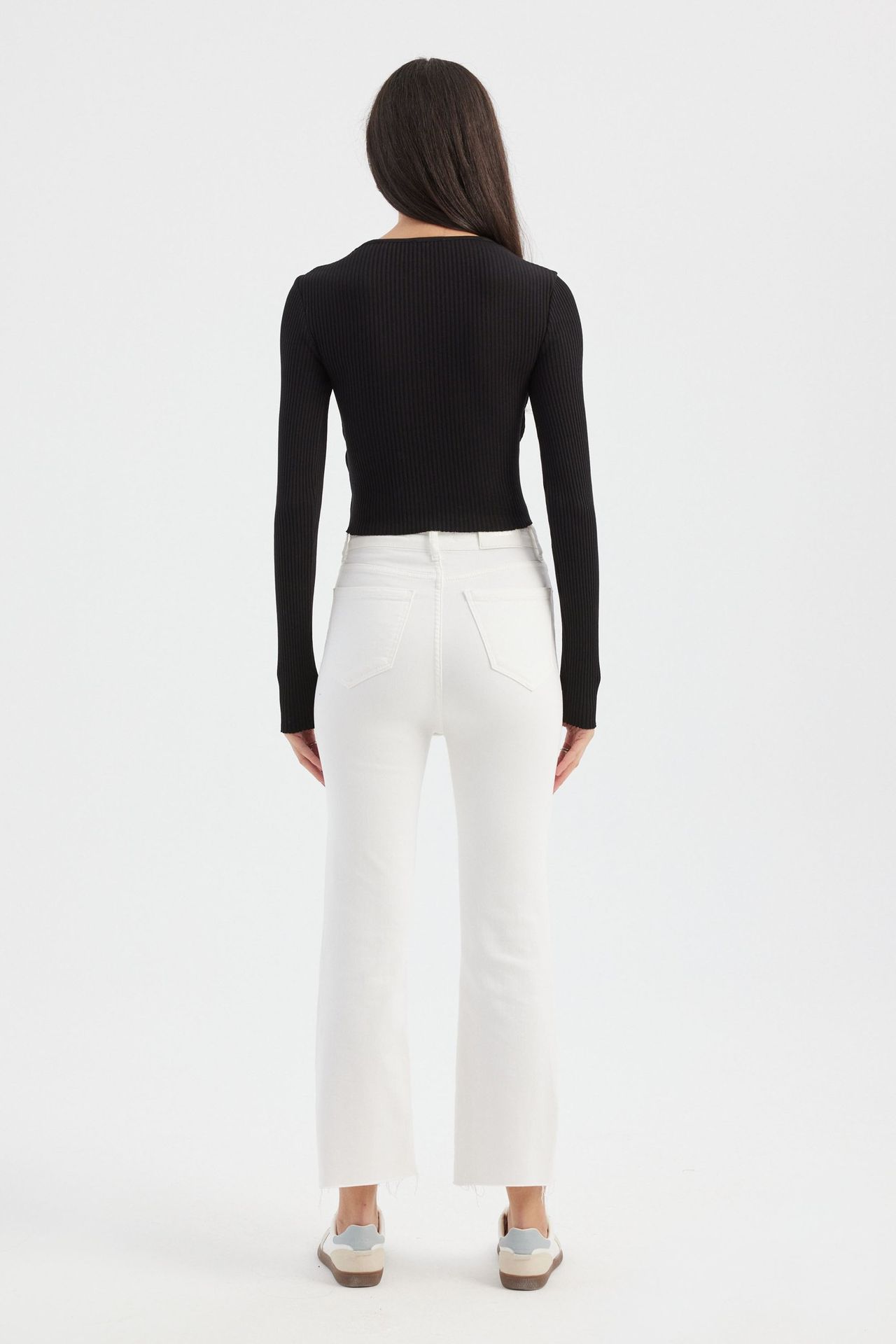 Twin Set: Knitted V-Neck Long Sleeve Cardigan with Button Detail and Crop Top