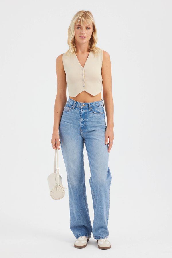 Sleeveless Cropped Knitted Sweater Vest 1