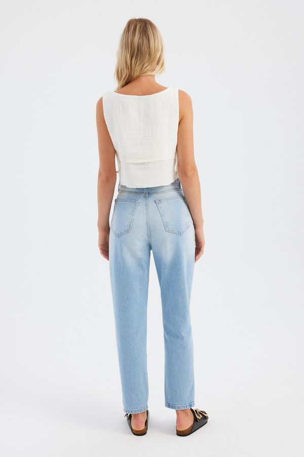 Yandan Bağlamalı Yuvarlak Yakalı Muslin Crop Top 5