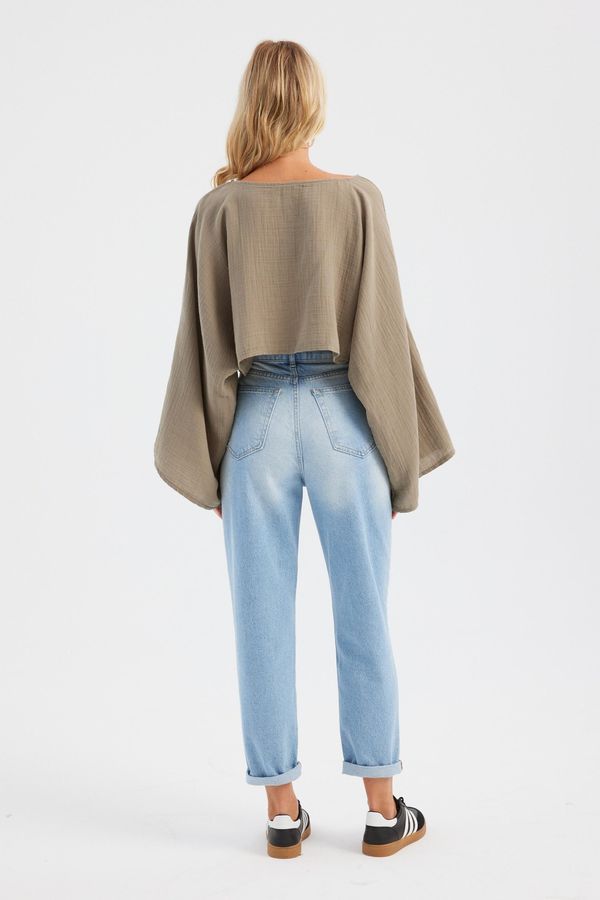 Boat Neck Muslin Flare Sleeve Cropped Blouse 5