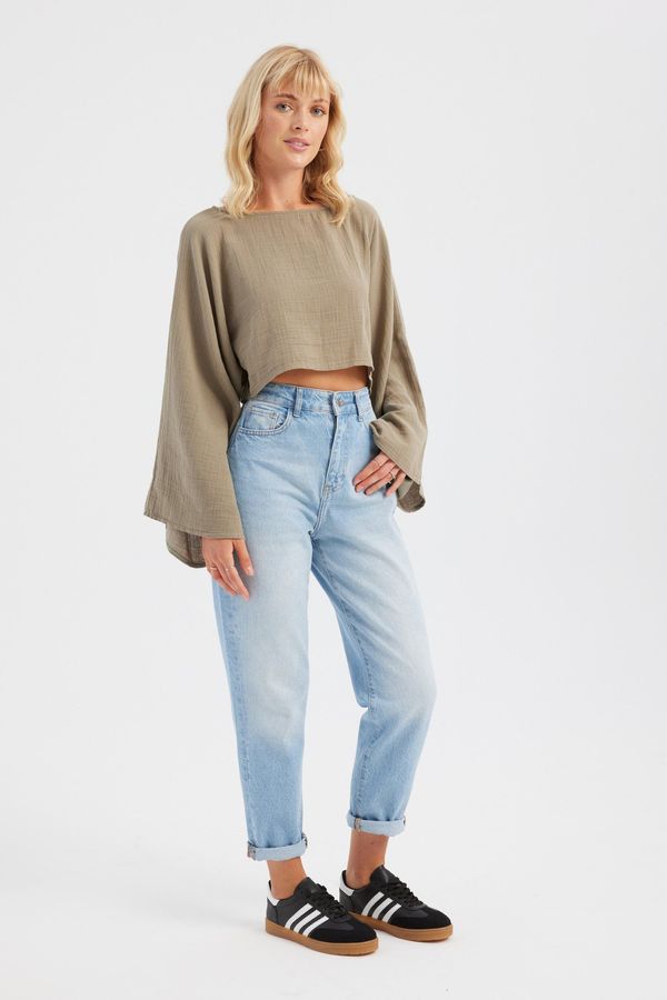 Boat Neck Muslin Flare Sleeve Cropped Blouse 2