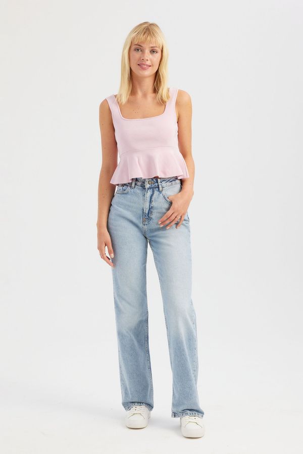 Square Neck Knitted Ruffled Top 1