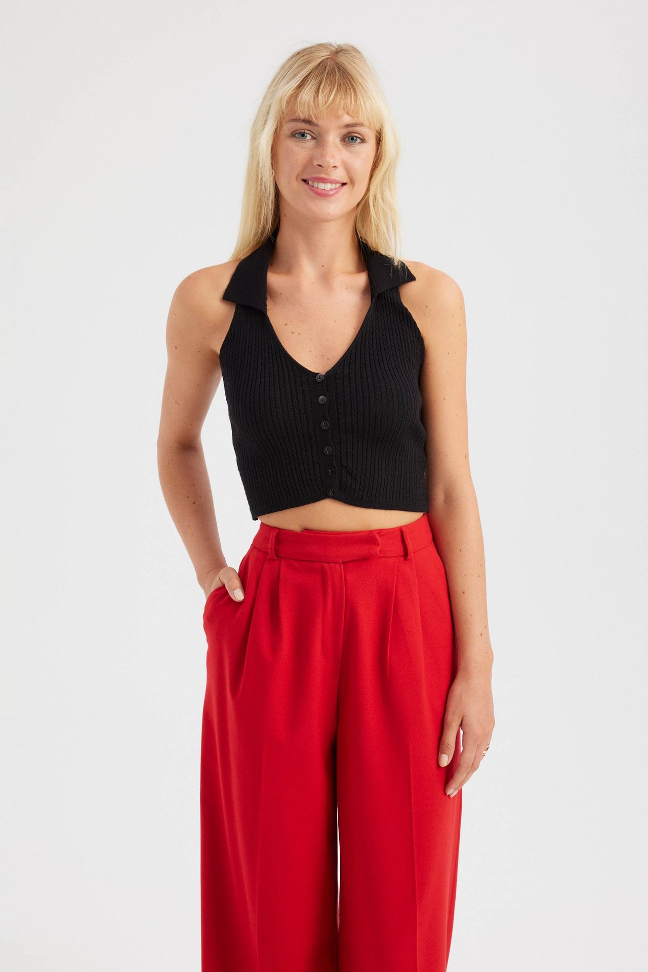 Collar Cable Knitted Crop Top with a Open Back