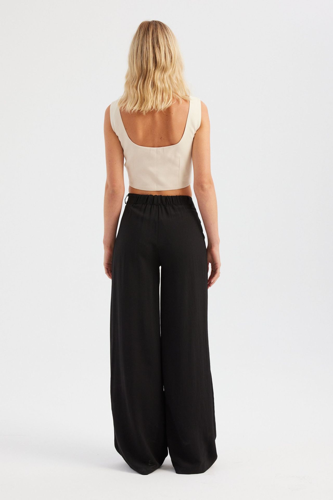 Solid Sweetheart Neck Cropped Waistcoat