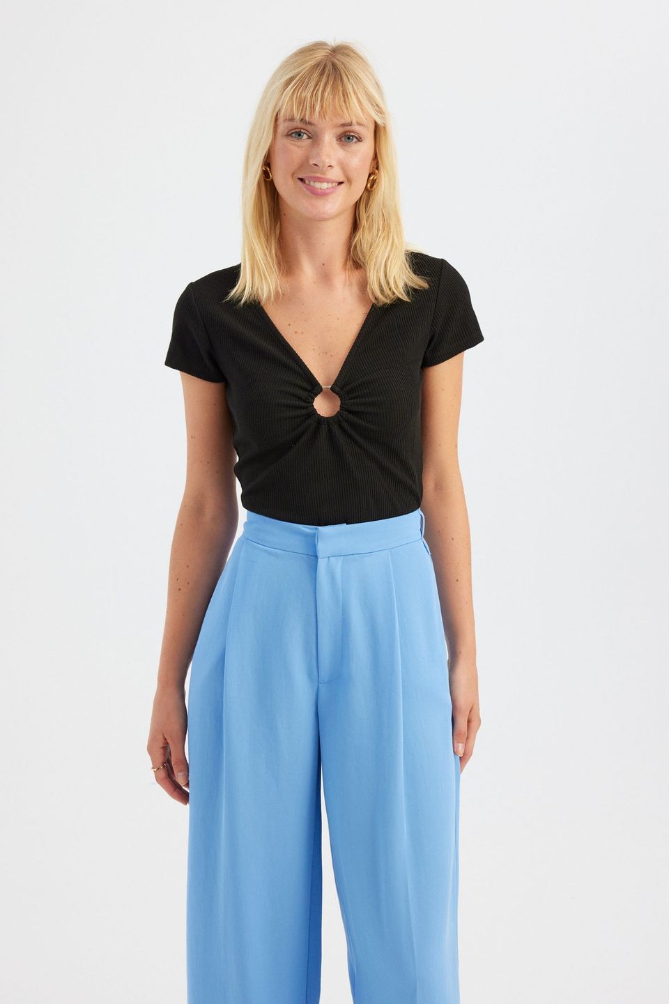 V Neck Short Sleeve Top with a Ruched Detail