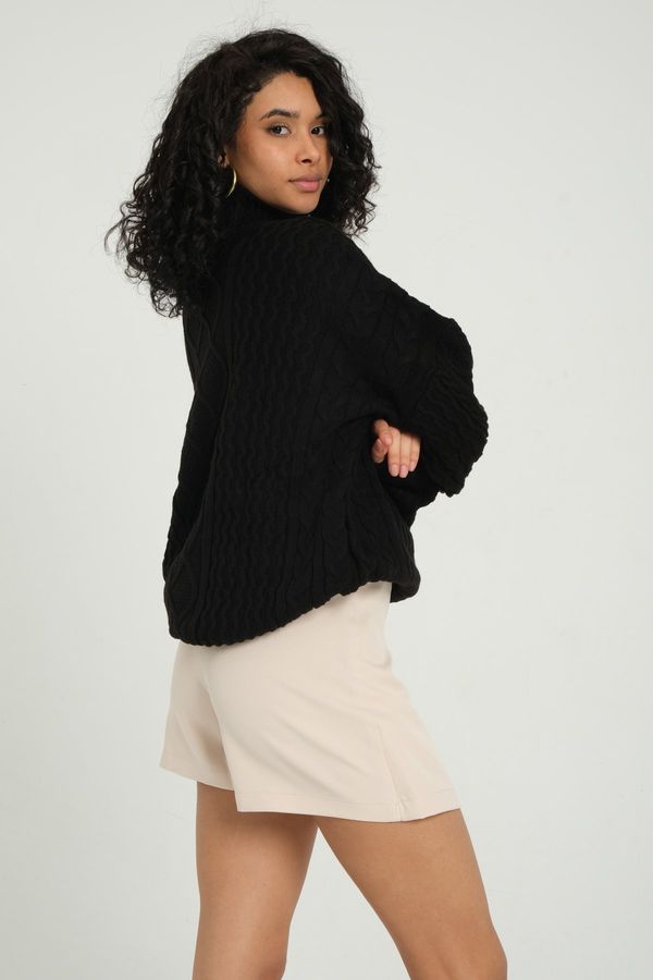 Mid Rise Shorts 4