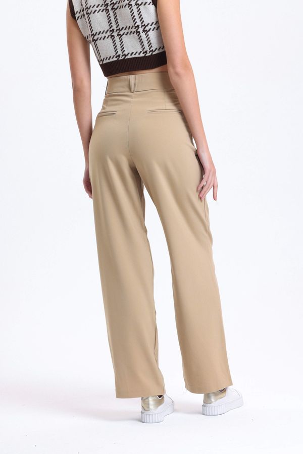 High Waist Pleated Wide Leg Trousers 4