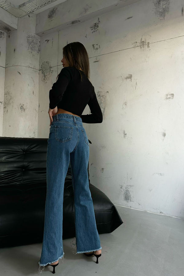 High Waist Wide Leg Jeans with a Tassel Hem 2