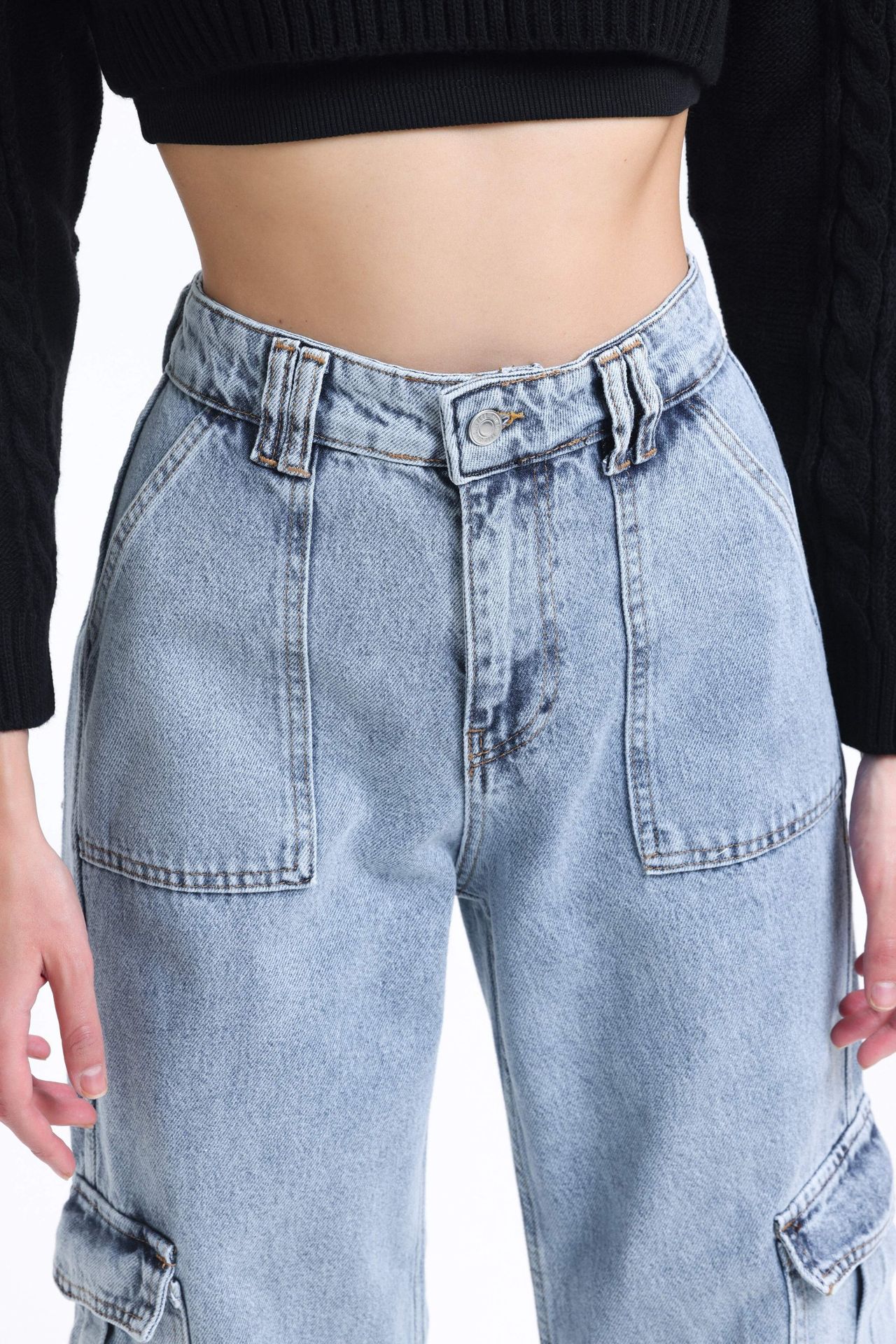 Low Rise Pocket Cargo Jeans