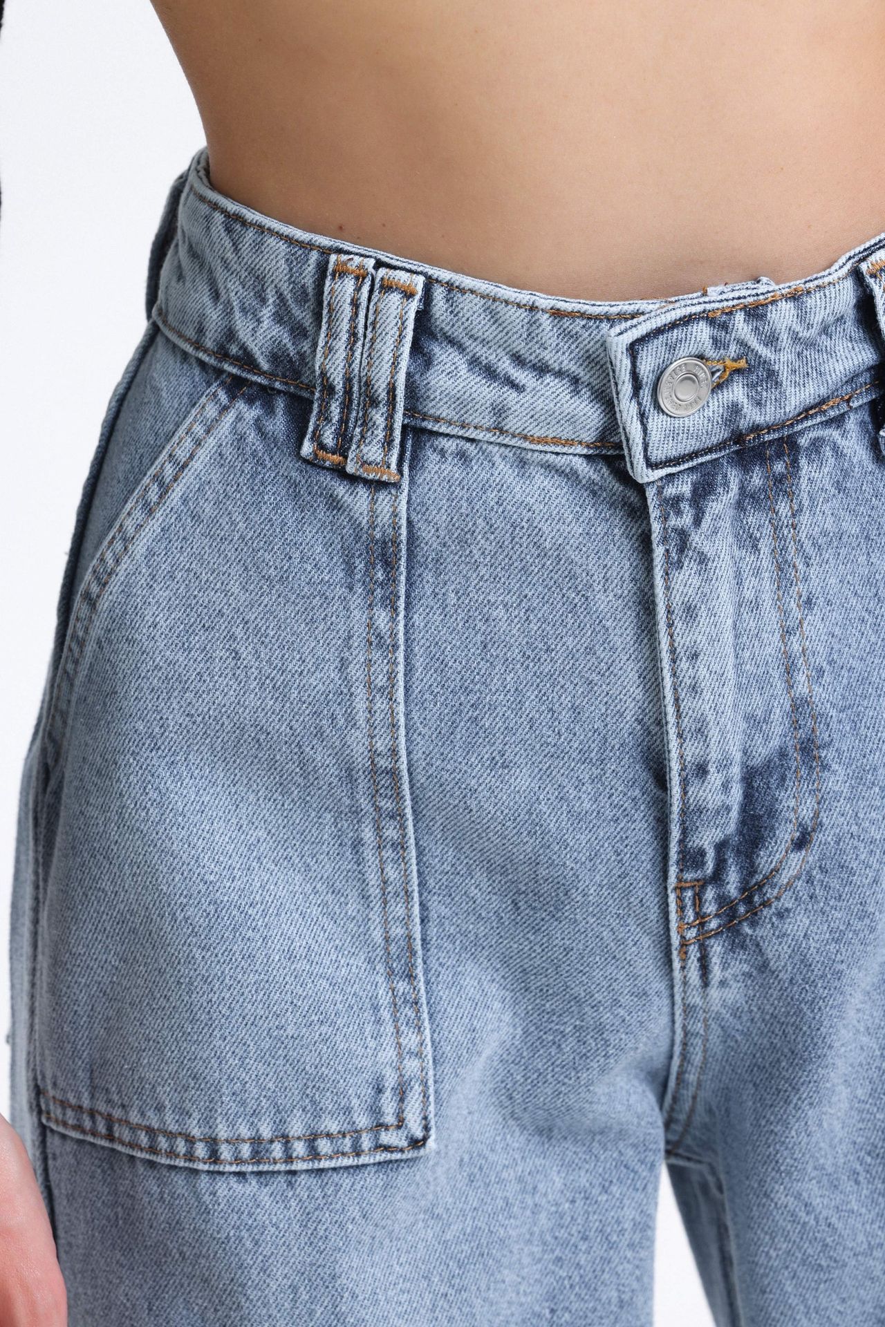 Low Rise Pocket Cargo Jeans