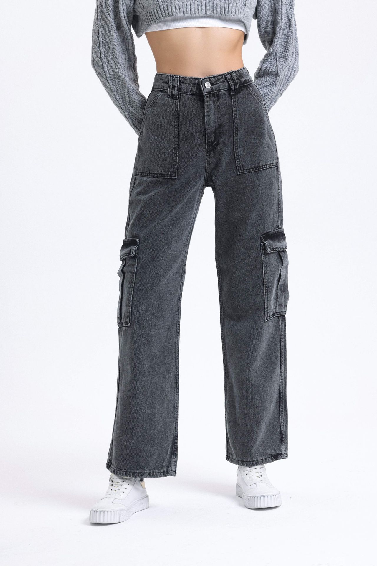 Low Rise Pocket Cargo Jeans
