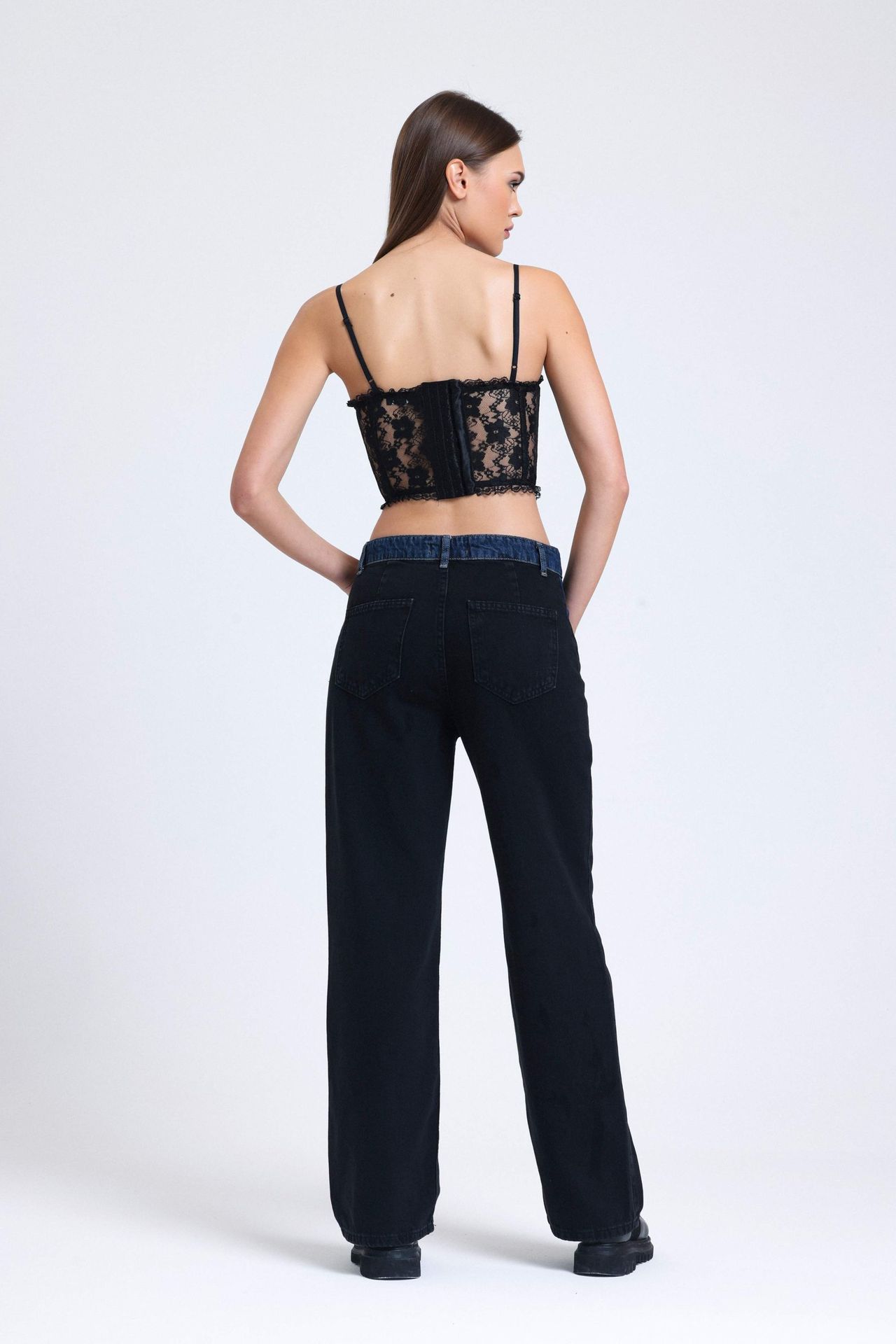 Mid Rise Garni Detailed Wide Leg Jeans