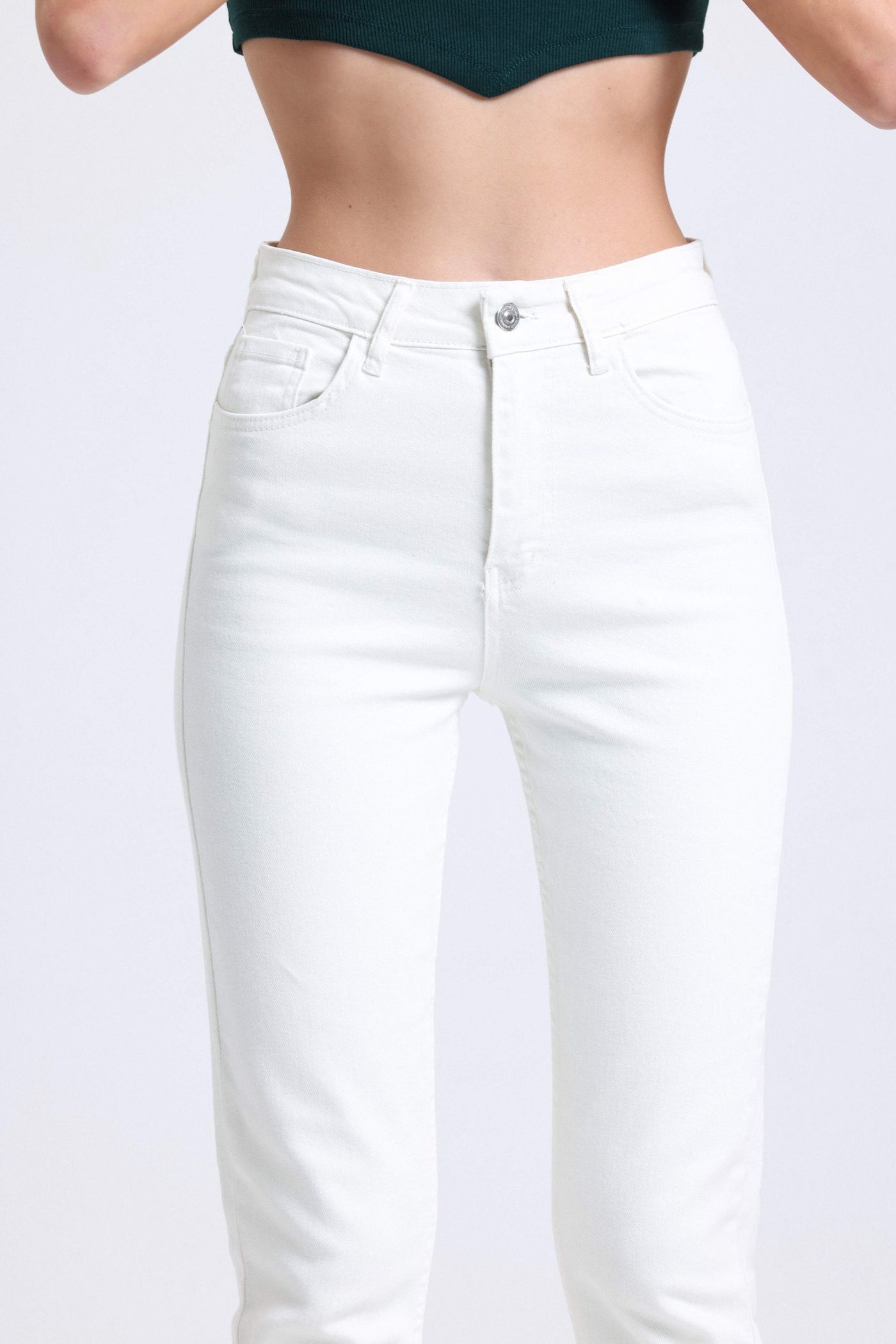 Mid Rise Mom-fit Jeans