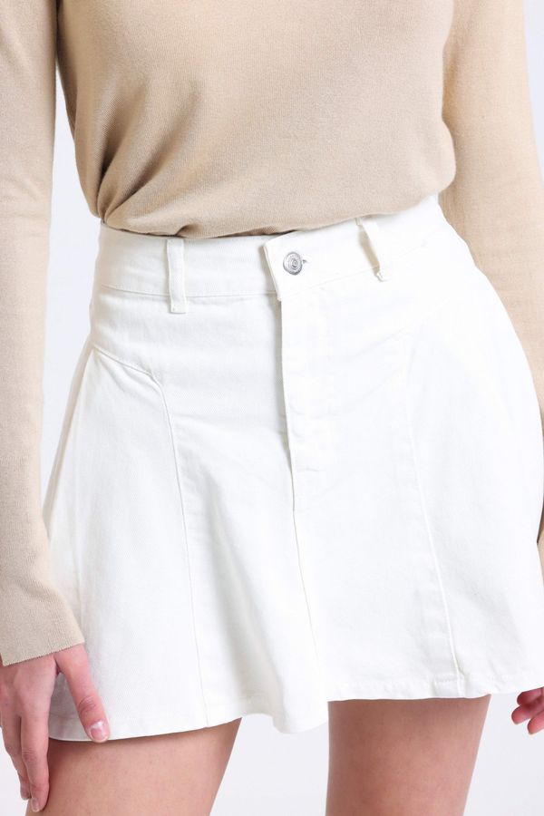 Denim High Waist Buttoned Skater Skirt 4