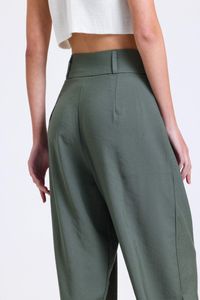 khaki-image-4