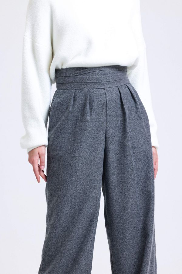 High Waist Wide Leg Trousers with a Belt Detail 4